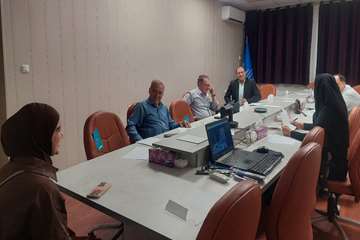 photo_29829653981_x